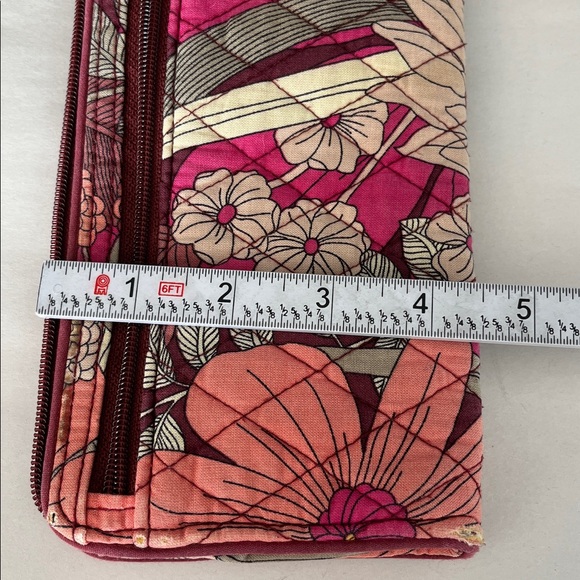 Vera Bradley Quilted Zip Around Wristlet Wallet Floral Pink - Picture 15 of 16